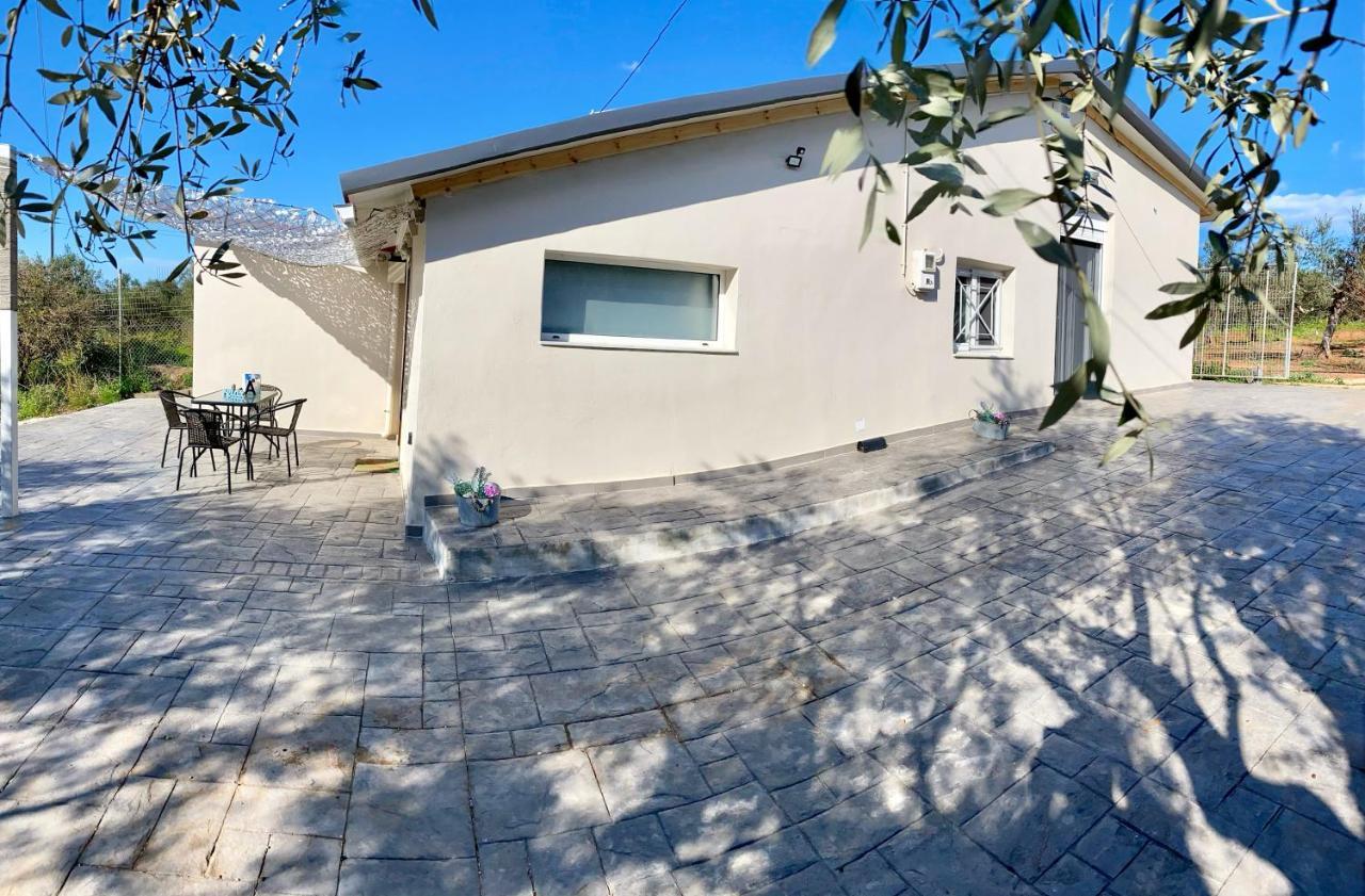 Villa Riqionian House Vromonérion Exterior foto